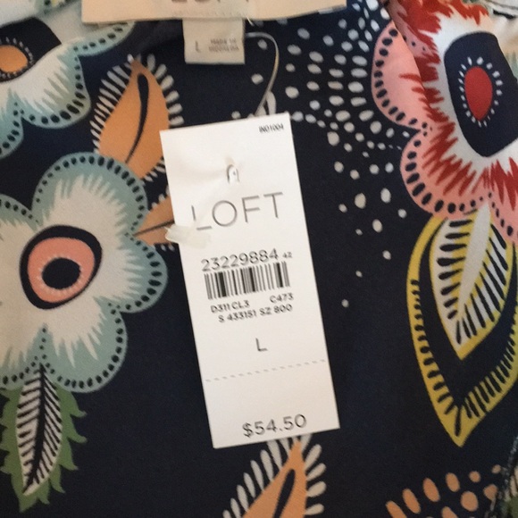 Flowered blouse - Picture 3 of 5